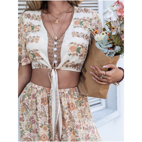 Boho Floral Print Button up Crop Top Maxi Skirt Set - Picture 3 of 6